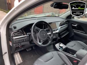 Kia Niro I E-Niro 64 kWh Sloopvoertuig (2021, Wit)