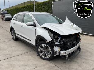 Kia Niro I E-Niro 64 kWh Sloopvoertuig (2021, Wit)