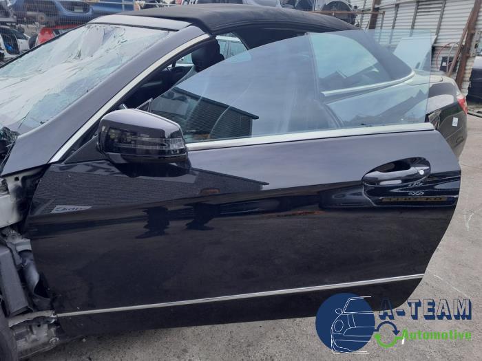 Mercedes E E-350 CGI V6 24V BlueEfficiency Sloopvoertuig (2012, Zwart)