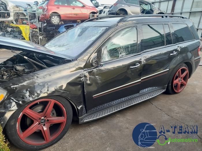 Mercedes GL 4.7 GL 450 V8 32V Sloopvoertuig (2007, Zwart)