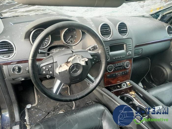 Mercedes GL 4.7 GL 450 V8 32V Sloopvoertuig (2007, Zwart)