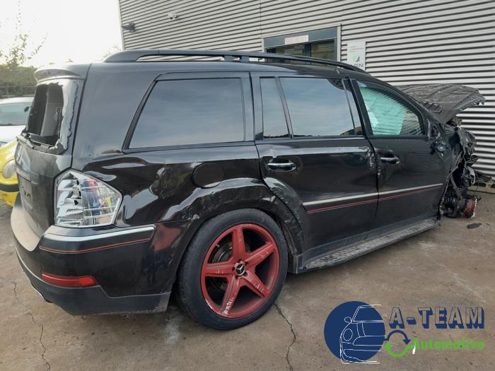 Mercedes GL 4.7 GL 450 V8 32V Sloopvoertuig (2007, Zwart)