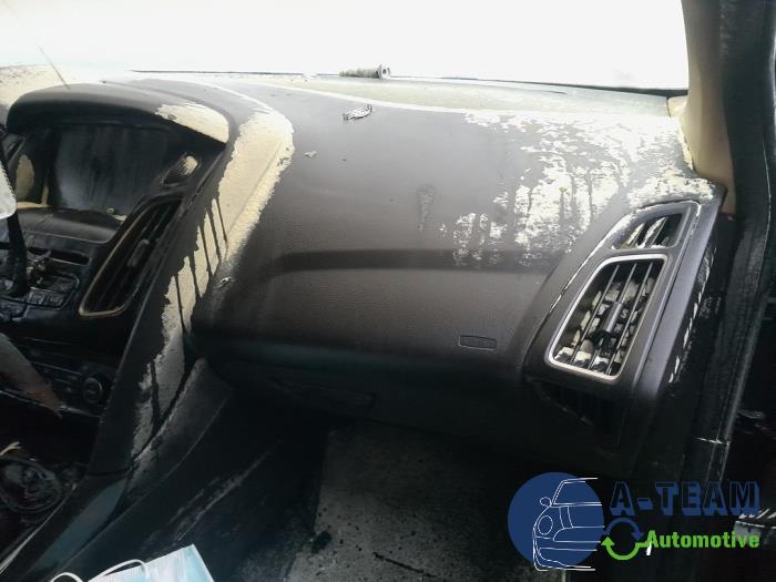 Ford Focus 3 Wagon 1.0 Ti-VCT EcoBoost 12V 125 Sloopvoertuig (2017, Bruin)