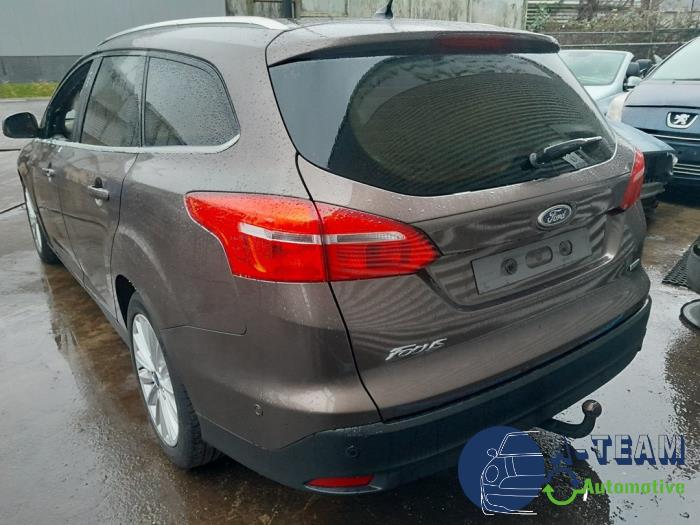 Ford Focus 3 Wagon 1.0 Ti-VCT EcoBoost 12V 125 Sloopvoertuig (2017, Bruin)