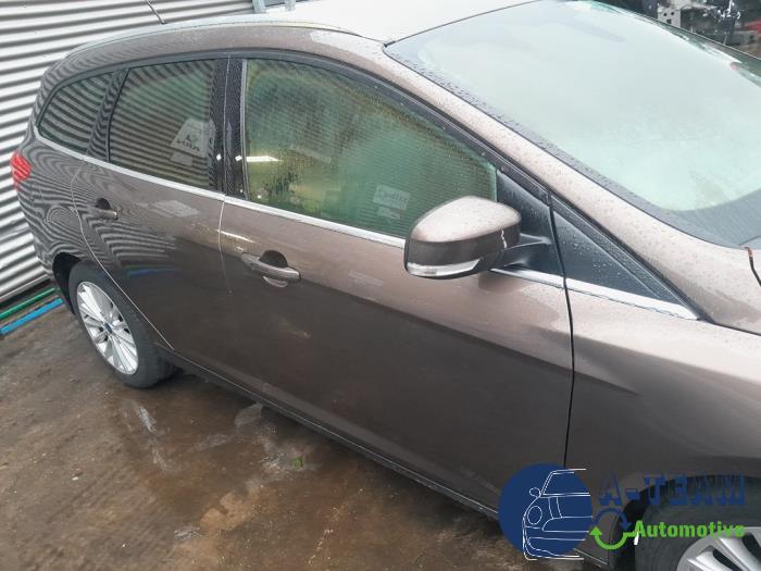 Ford Focus 3 Wagon 1.0 Ti-VCT EcoBoost 12V 125 Sloopvoertuig (2017, Bruin)