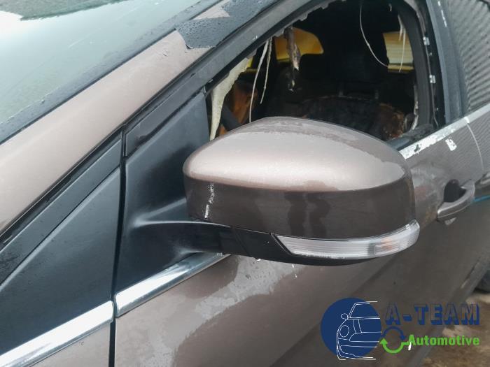 Ford Focus 3 Wagon 1.0 Ti-VCT EcoBoost 12V 125 Sloopvoertuig (2017, Bruin)