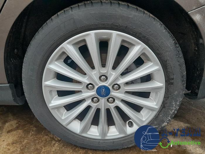 Ford Focus 3 Wagon 1.0 Ti-VCT EcoBoost 12V 125 Sloopvoertuig (2017, Bruin)