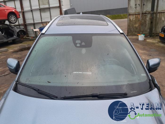 Volvo XC60 I 2.0 D4 16V Sloopvoertuig (2016, Licht, Blauw)