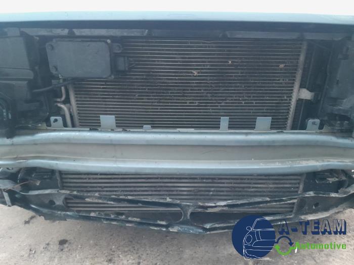 Volvo XC60 I 2.0 D4 16V Sloopvoertuig (2016, Licht, Blauw)