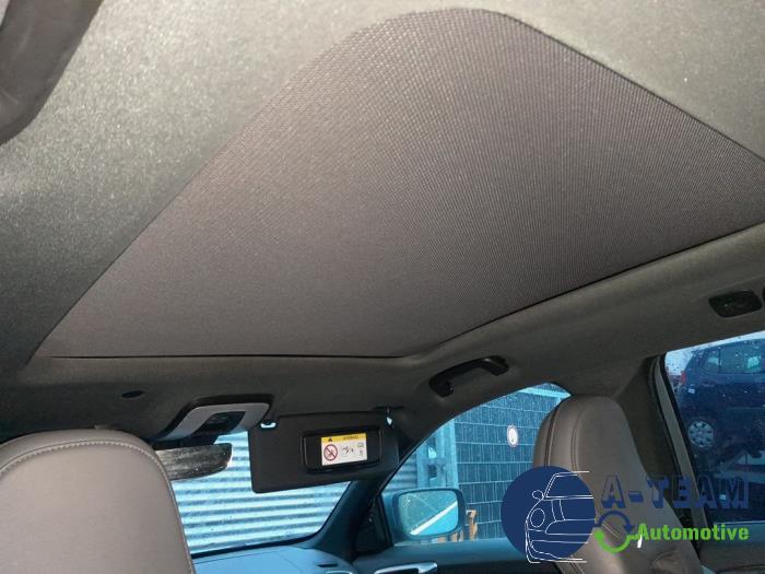 Volvo XC60 I 2.0 D4 16V Sloopvoertuig (2016, Licht, Blauw)