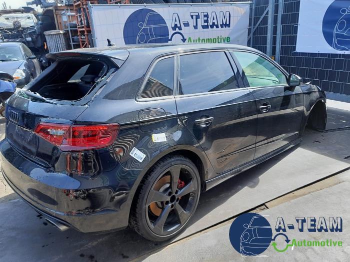 Audi RS 3 Sportback 2.5 TFSI 20V Quattro Performance Sloopvoertuig (2016, Zwart)