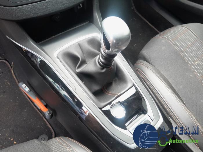 Peugeot 308 SW 1.2 12V e-THP PureTech 130 Sloopvoertuig (2019, Zwart)