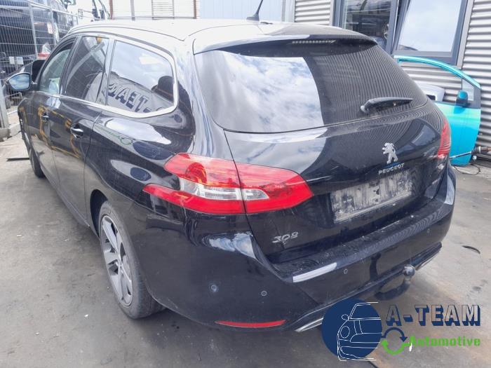 Peugeot 308 SW 1.2 12V e-THP PureTech 130 Sloopvoertuig (2019, Zwart)
