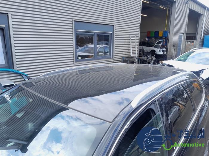 Peugeot 308 SW 1.2 12V e-THP PureTech 130 Sloopvoertuig (2019, Zwart)