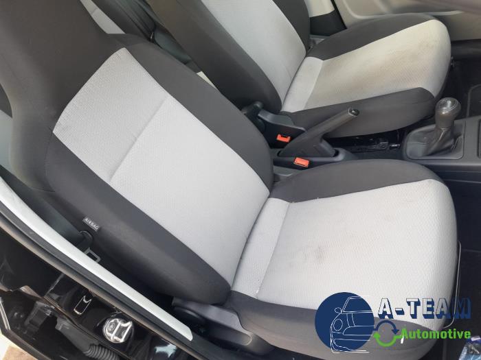 Seat Mii 1.0 12V Sloopvoertuig (2015, Zwart)