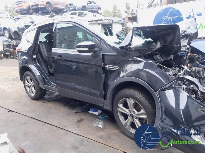 Ford Kuga II 1.6 EcoBoost 16V Sloopvoertuig (2013, Metallic, Zwart)