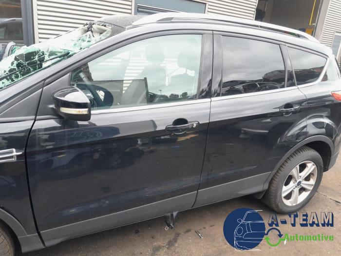 Ford Kuga II 1.6 EcoBoost 16V Sloopvoertuig (2013, Metallic, Zwart)