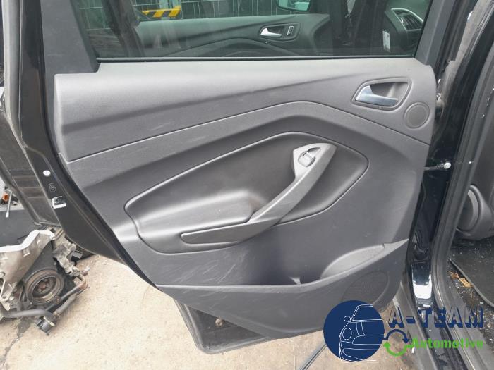 Ford Kuga II 1.6 EcoBoost 16V Sloopvoertuig (2013, Metallic, Zwart)