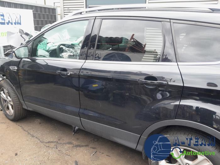 Ford Kuga II 1.6 EcoBoost 16V Sloopvoertuig (2013, Metallic, Zwart)