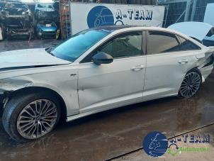 Audi A6 2.0 16V 55 TFSI E Quattro Sloopvoertuig (2021, Wit)