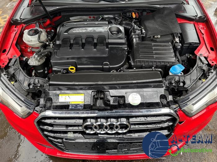 Audi A3 Sportback 2.0 TDI 16V Sloopvoertuig (2014, Rood)
