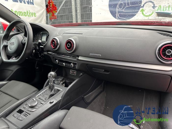 Audi A3 Sportback 2.0 TDI 16V Sloopvoertuig (2014, Rood)