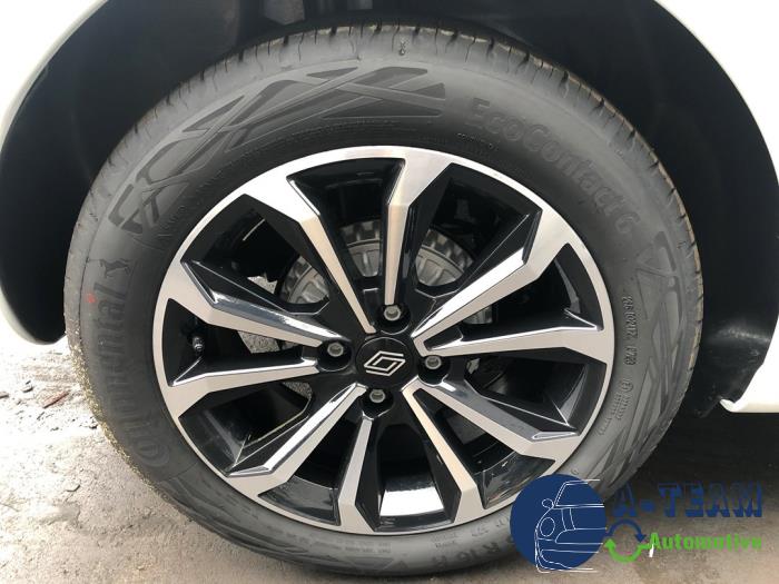 Renault Clio V 1.0 TCe 90 12V Bi-Fuel Sloopvoertuig (2023, Wit)