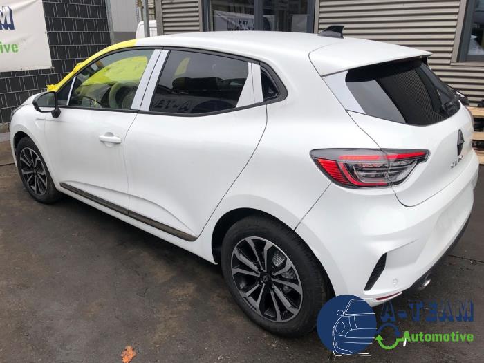 Renault Clio V 1.0 TCe 90 12V Bi-Fuel Sloopvoertuig (2023, Wit)