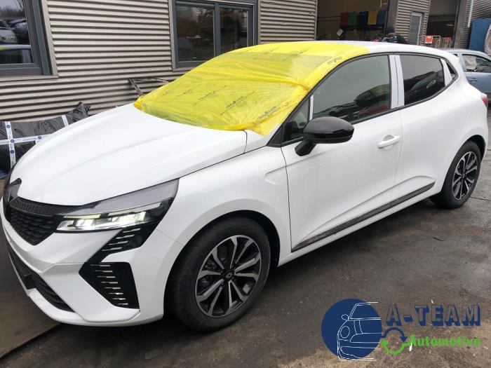 Renault Clio V 1.0 TCe 90 12V Bi-Fuel Sloopvoertuig (2023, Wit)