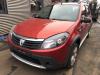 Dacia Sandero I 1.6 Sloopvoertuig (2010, Rood)