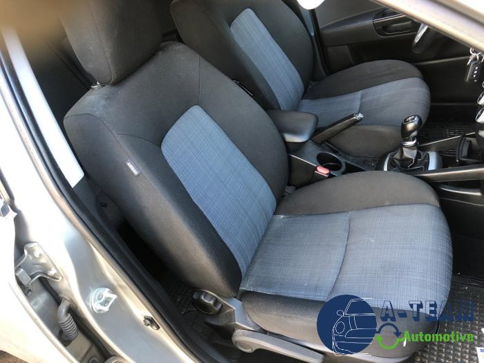 Kia Cee'd Sportswagon 1.4i CVVT 16V Sloopvoertuig (2012, Zilver)