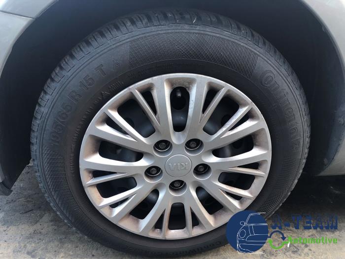 Kia Cee'd Sportswagon 1.4i CVVT 16V Sloopvoertuig (2012, Zilver)