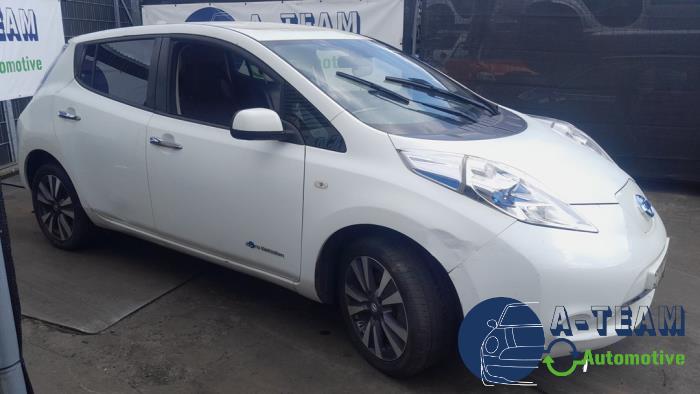 Nissan Leaf Leaf Sloopvoertuig (2016, Wit)