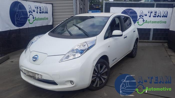 Nissan Leaf Leaf Sloopvoertuig (2016, Wit)