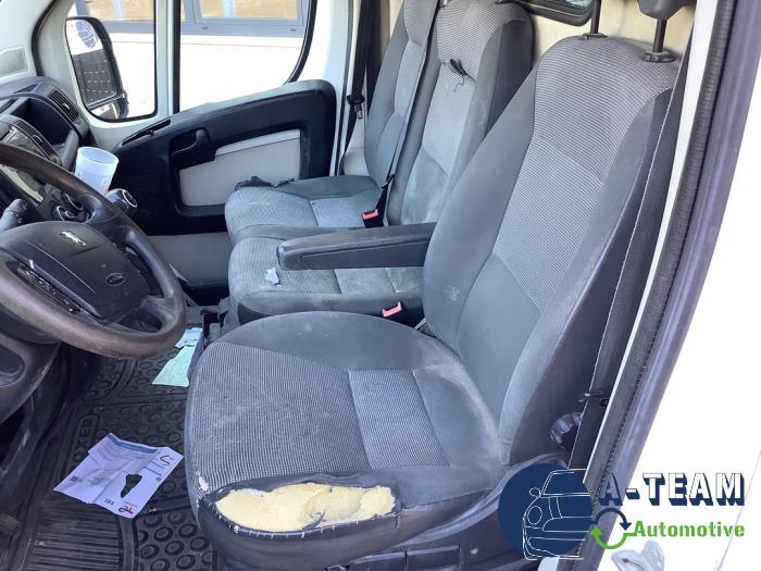 Peugeot Boxer 2.2 HDi 130 Euro 5 Sloopvoertuig (2012, Graniet)