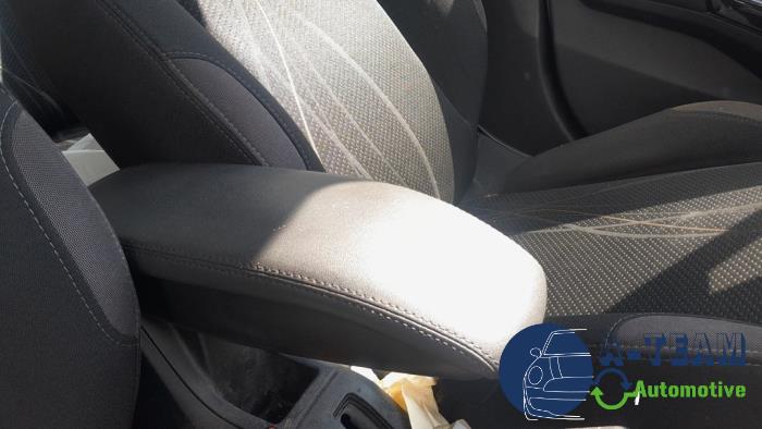 Peugeot 208 I 1.4 HDi Sloopvoertuig (2012, Wit)