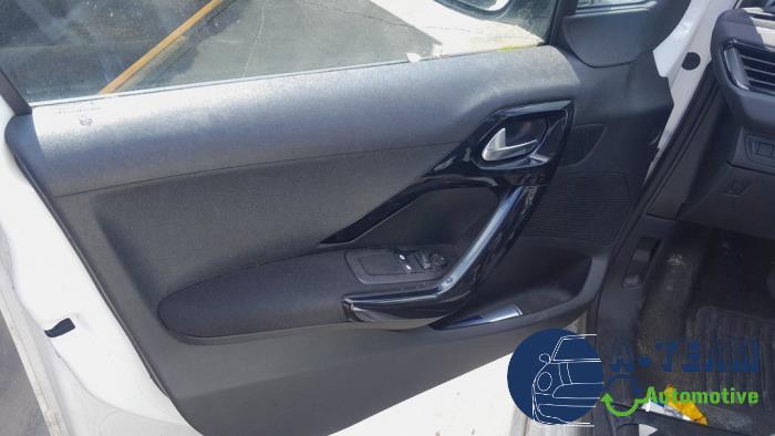 Peugeot 208 I 1.4 HDi Sloopvoertuig (2012, Wit)