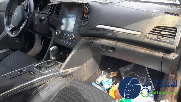 Renault Megane IV 1.5 Energy dCi 110 Sloopvoertuig (2018, Zwart)