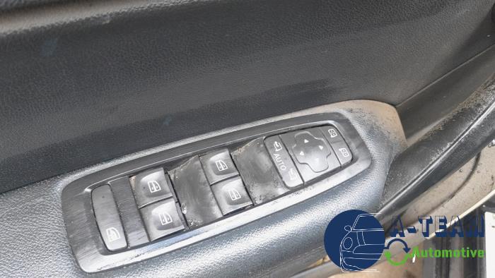 Renault Megane IV 1.5 Energy dCi 110 Sloopvoertuig (2018, Zwart)