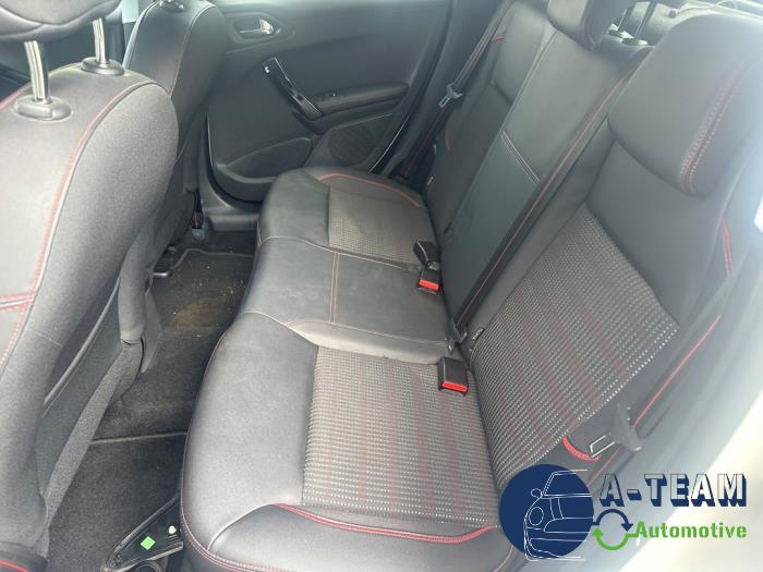 Peugeot 208 I 1.2 12V e-THP PureTech 110 Sloopvoertuig (2017, Wit)