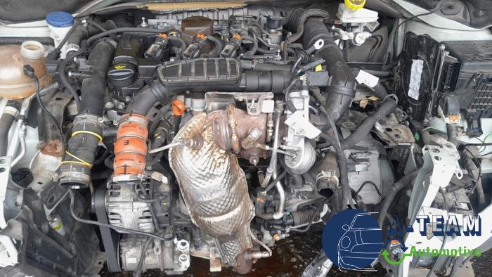 Peugeot 208 I 1.2 12V e-THP PureTech 110 Sloopvoertuig (2017, Wit)