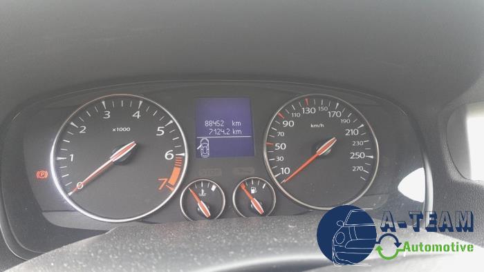 Renault Laguna III 2.0 16V Hi-Flex Sloopvoertuig (2011, Grijs)