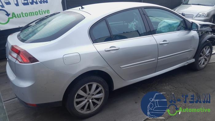 Renault Laguna III 2.0 16V Hi-Flex Sloopvoertuig (2011, Grijs)