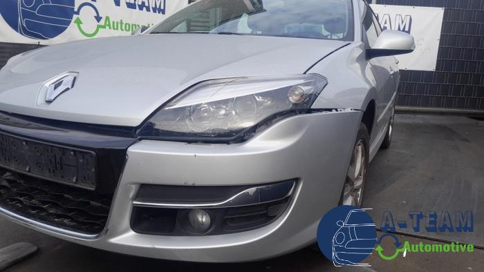 Renault Laguna III 2.0 16V Hi-Flex Sloopvoertuig (2011, Grijs)