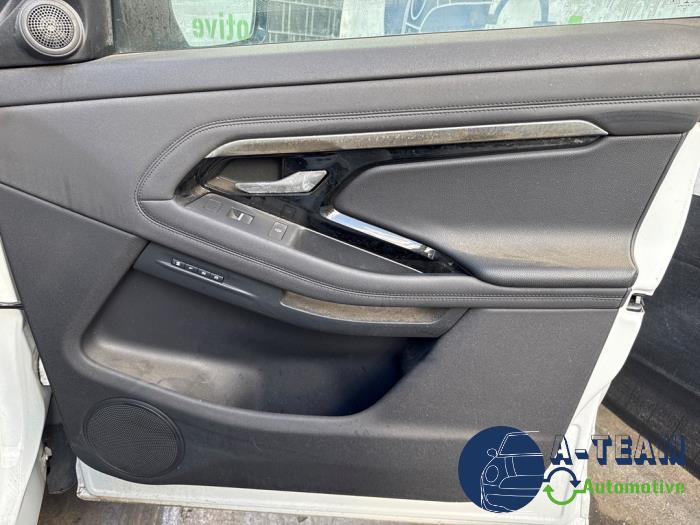 Landrover Range Rover Evoque II 2.0 P250 MHEV 16V AWD Sloopvoertuig (2019, Wit)