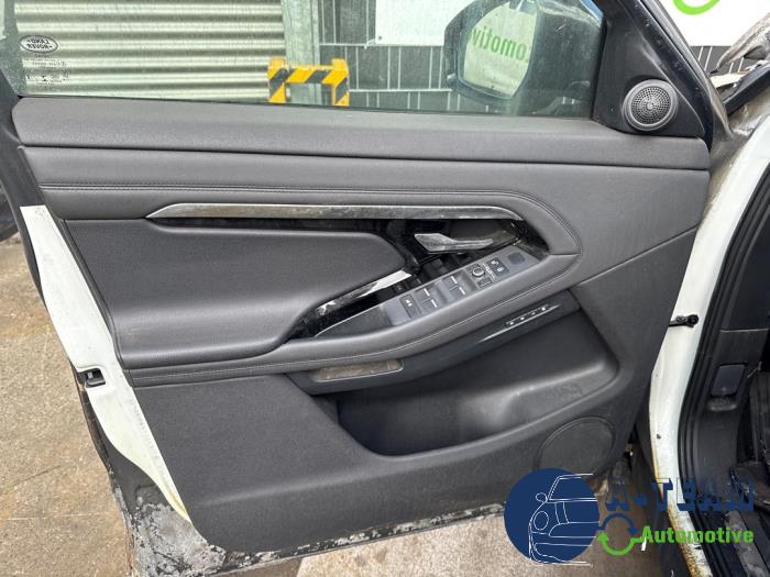 Landrover Range Rover Evoque II 2.0 P250 MHEV 16V AWD Sloopvoertuig (2019, Wit)