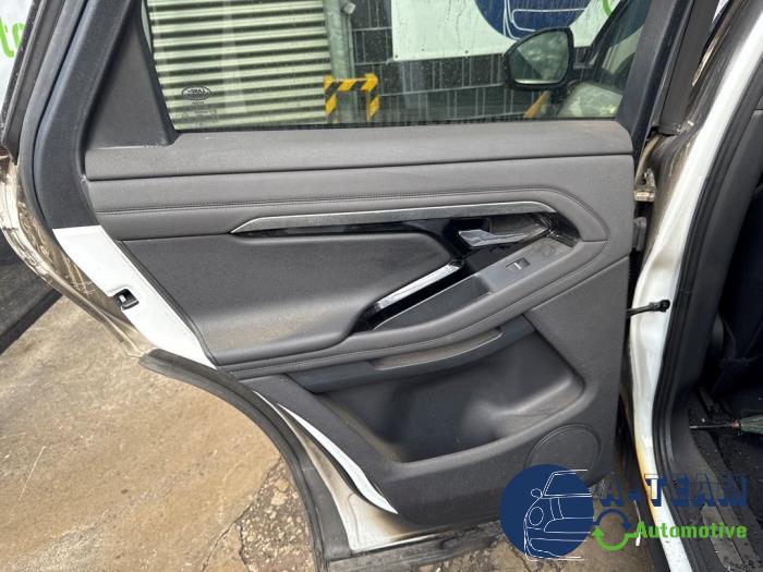 Landrover Range Rover Evoque II 2.0 P250 MHEV 16V AWD Sloopvoertuig (2019, Wit)