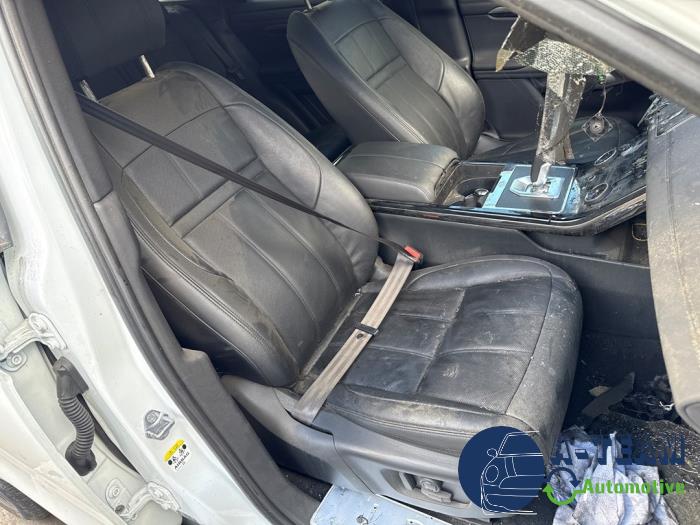 Landrover Range Rover Evoque II 2.0 P250 MHEV 16V AWD Sloopvoertuig (2019, Wit)