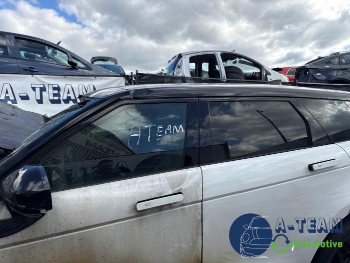 Landrover Range Rover Evoque II 2.0 P250 MHEV 16V AWD Sloopvoertuig (2019, Wit)