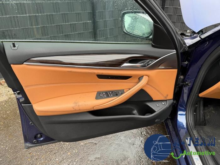 BMW 5 serie 530e iPerformance Sloopvoertuig (2018, Blauw)